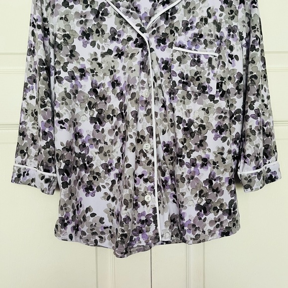 {Simply Vera Vera Wang} Pajama Top and Pants Matching Set in Purple - Small - Picture 5 of 15